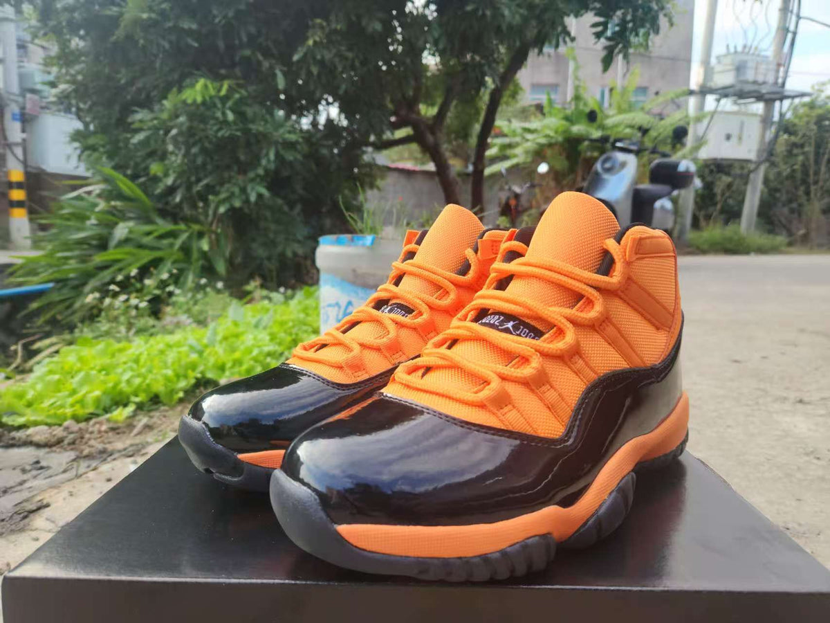 Air Jordan 11 Retro “Black Orange”