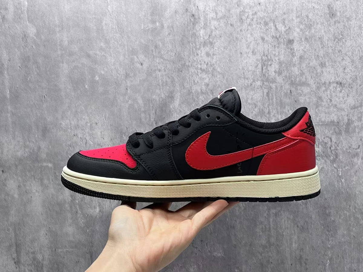 Air Jordan 1 Retro Low OG “Black/Varsity Red”