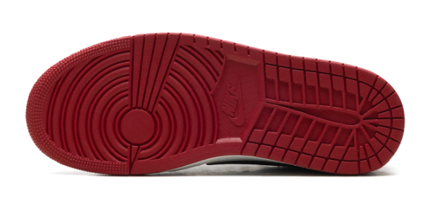 Air Jordan 1 Low OG “Chicago” HQ6998-600