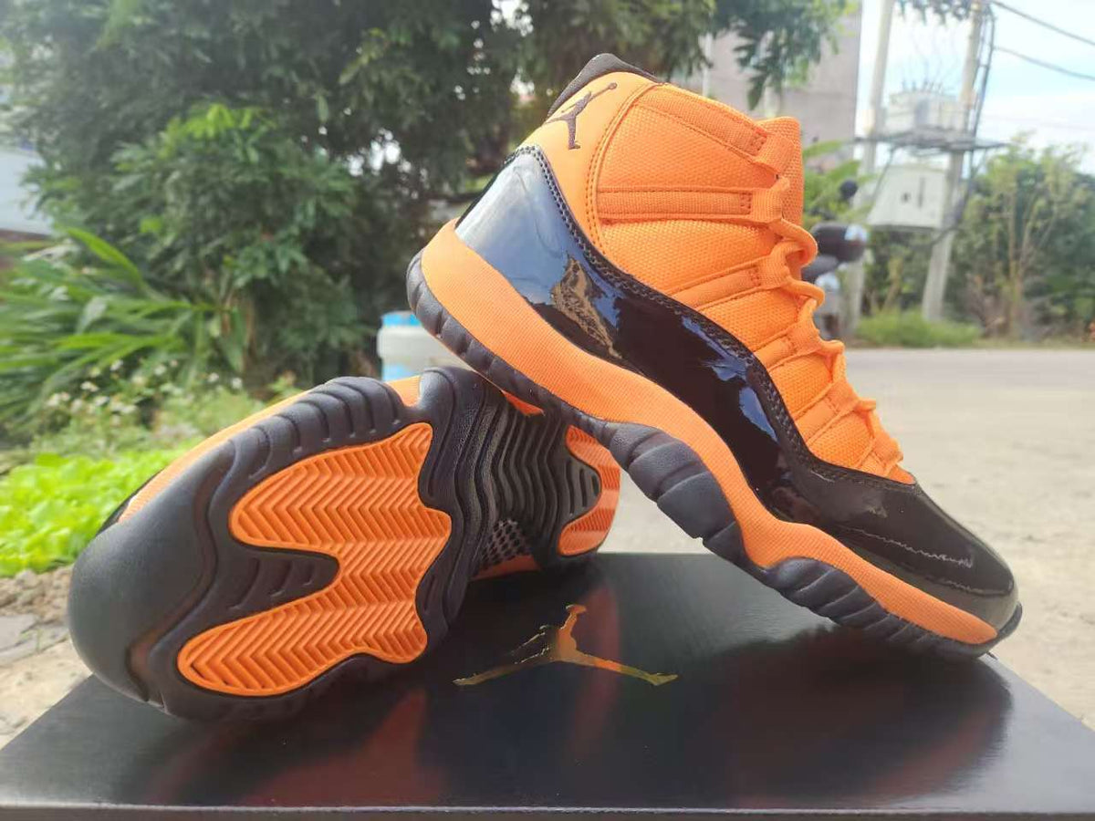 Air Jordan 11 Retro “Black Orange”